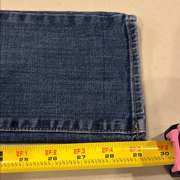 Rock & Republic Woman’s 8 Berlin Jeans - Picture 9 of 9